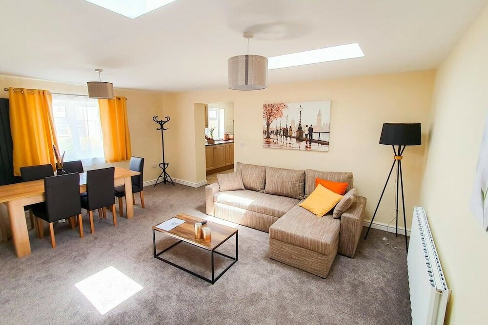 Апартаменты Charming 2-bed Apartment in Stroud