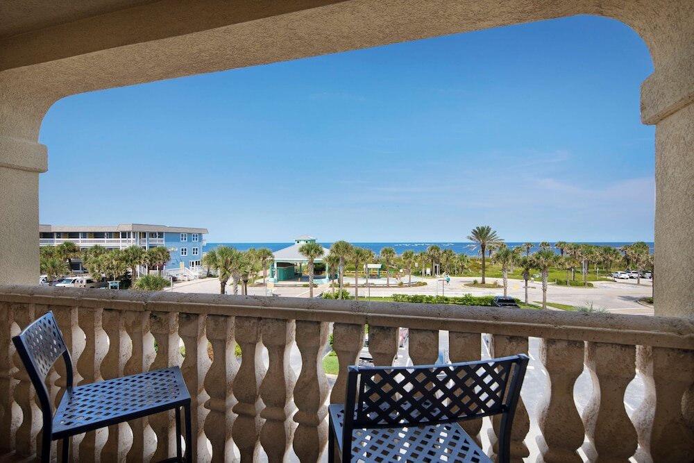 Номер Standard с балконом и с видом на океан Hampton Inn & Suites St. Augustine-Vilano Beach