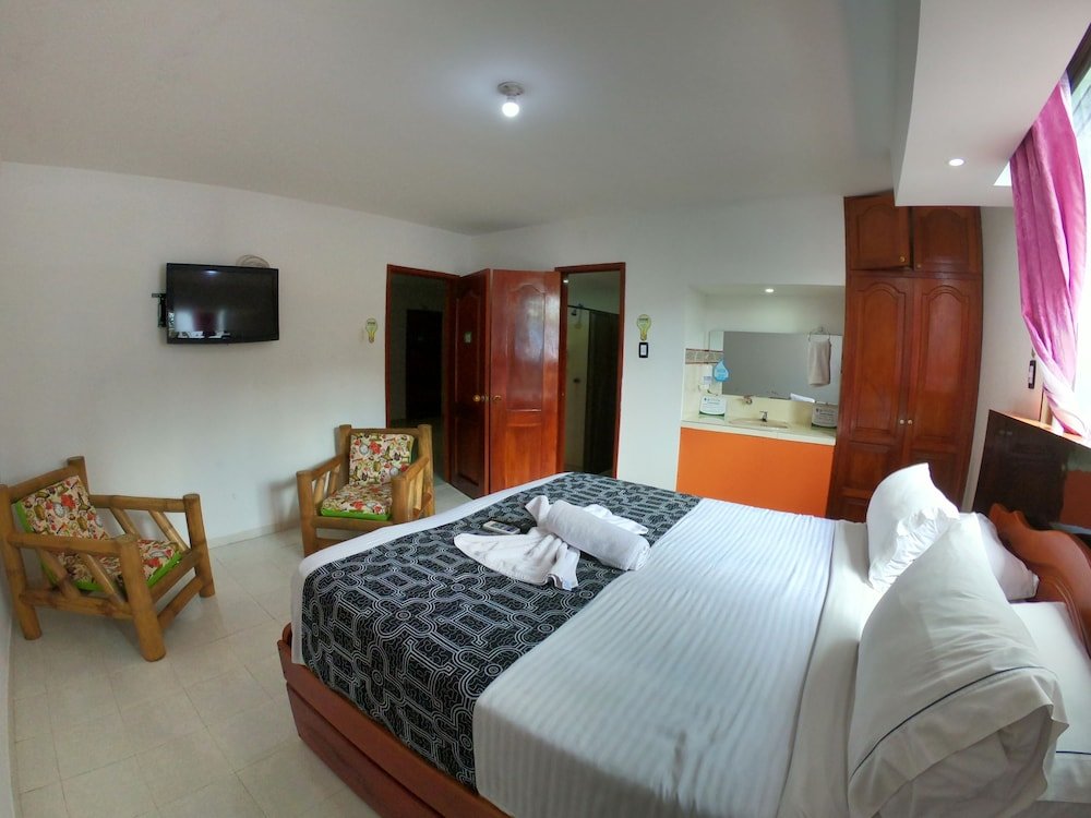 Двухместный номер Comfort Hotel Yurupary AMAZONAS