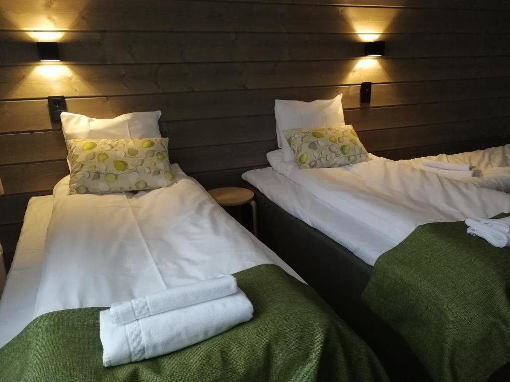 Standard triple chambre Hotel Metsähirvas