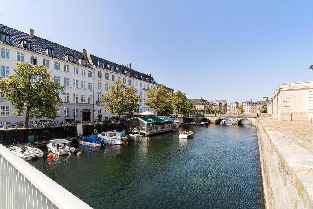 Апартаменты с 3 комнатами Hygge Living - Heart of Copenhagen