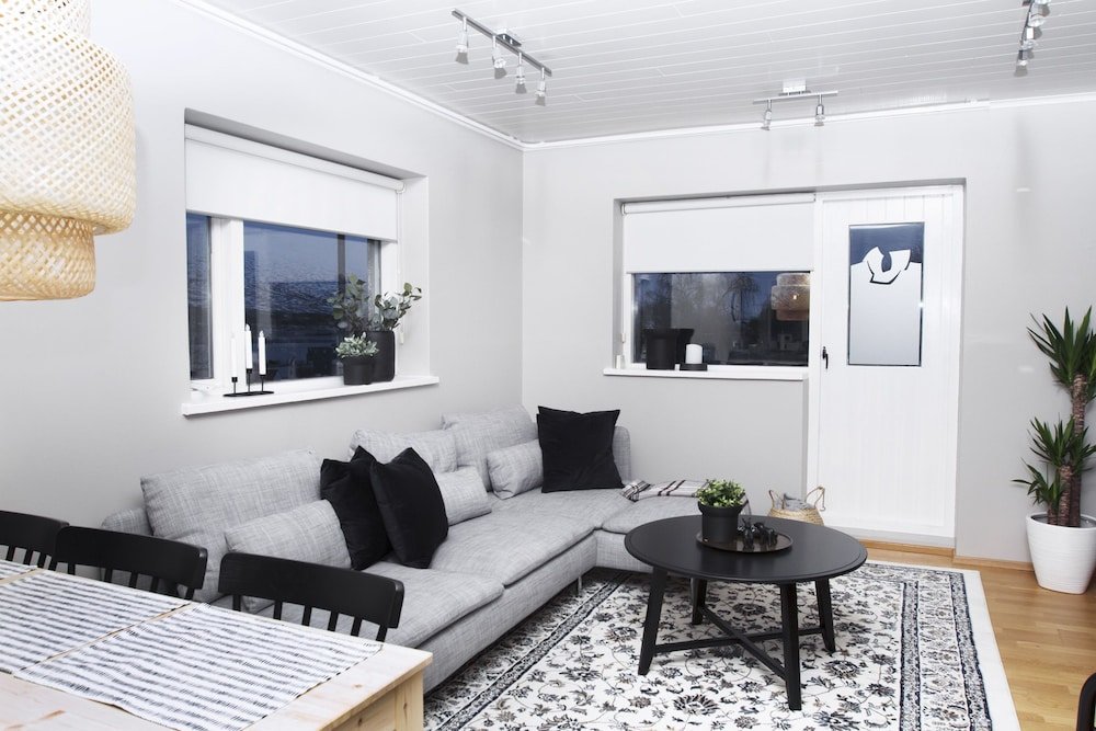 Апартаменты с 3 комнатами с балконом Briet Apartments Akureyri