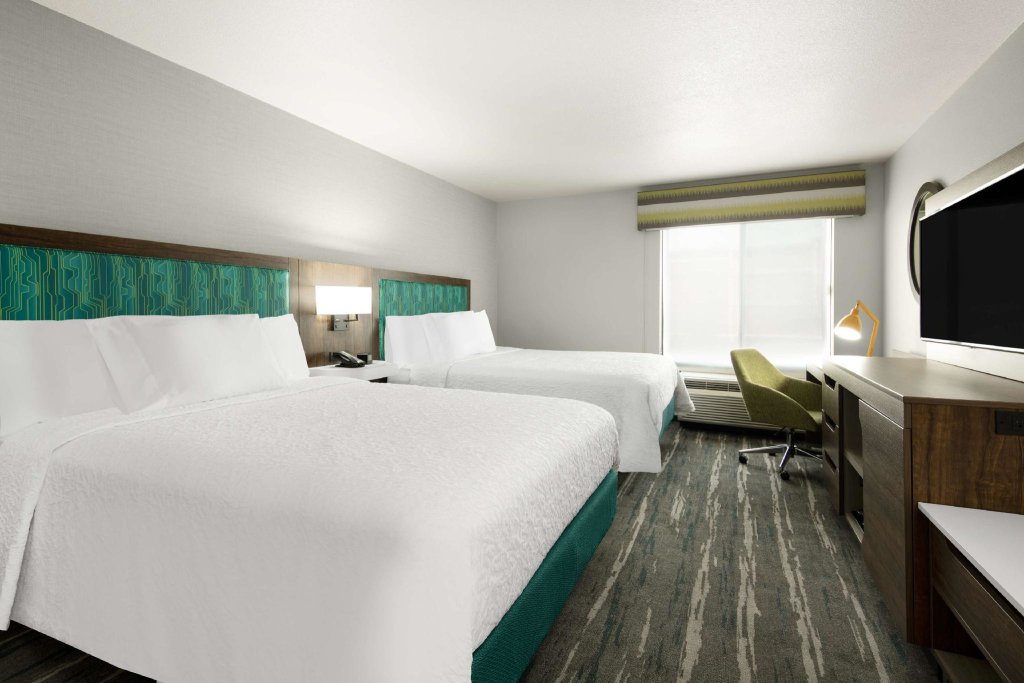 Четырёхместный номер Standard Hampton Inn & Suites Las Vegas-Henderson