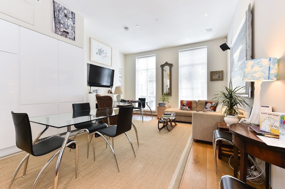 Apartment Altido Elegant 3 Bed Apt With Rooftop Terrace In Pimlico