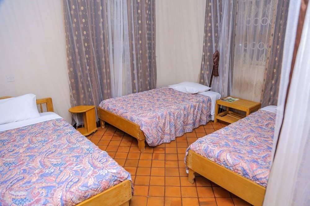 Standard Dreier Zimmer Adonai Guest House - Hostel
