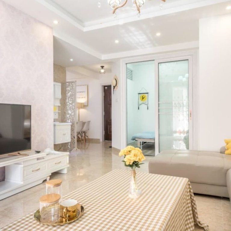 Apartment Big White's Home Xincheng Branch