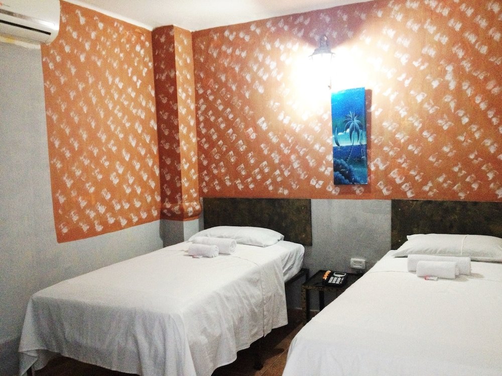 Standard Double room Hostal Azteca Bolivia