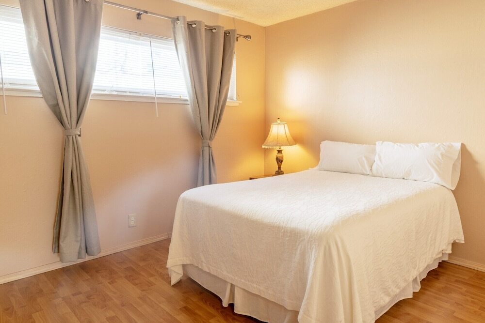 2 Bedroom Condo San Jose