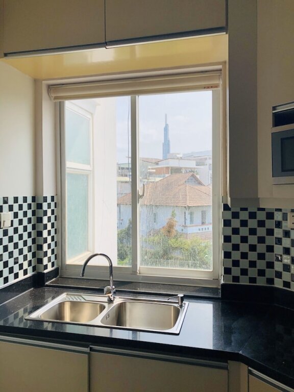 1 Bedroom Apartment with city view GLENWOOD APARTMENT