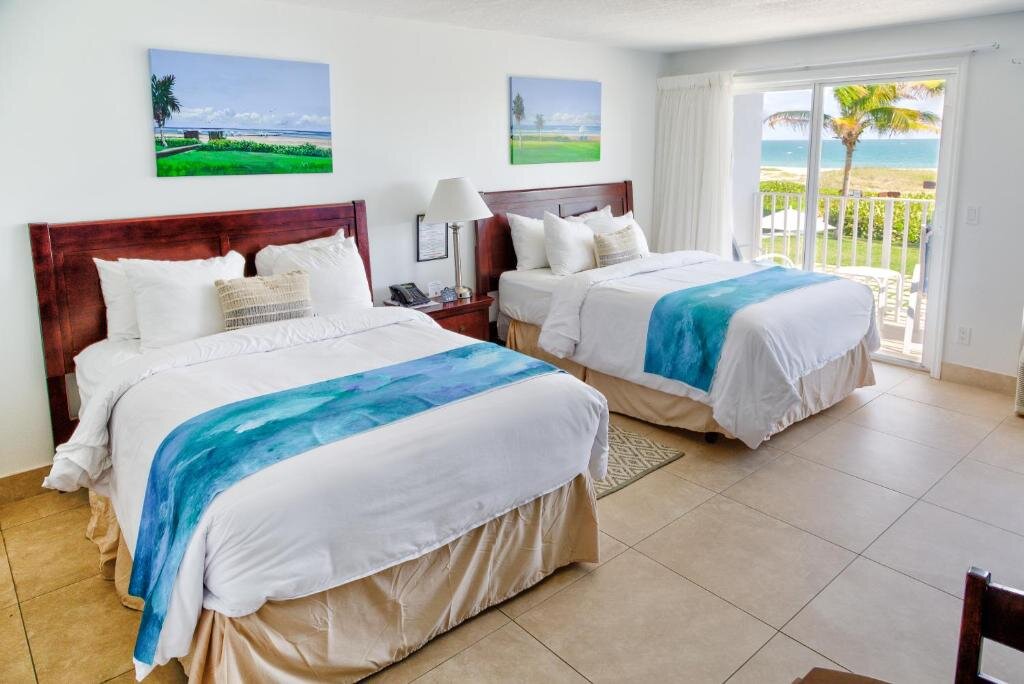 Студия с балконом и с видом на океан Prestige Hotel Vero Beach