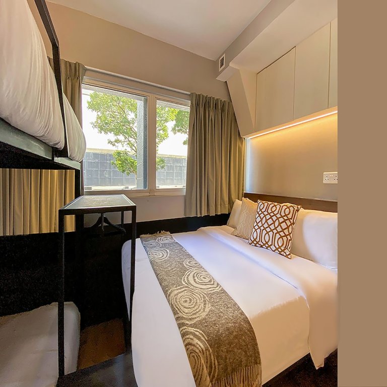 Standard room ST Signature Bugis Beach, SHORT OVERNIGHT, 12 Hours, check in 7PM or 9PM