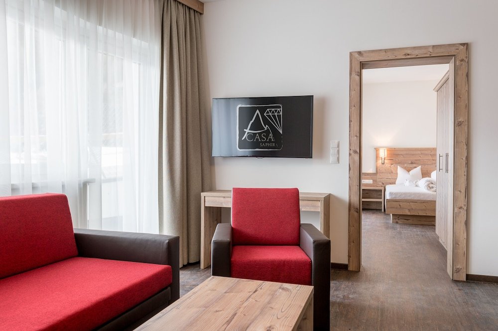 Апартаменты Classic с 3 комнатами A Casa Saphir Appartement-Hotel