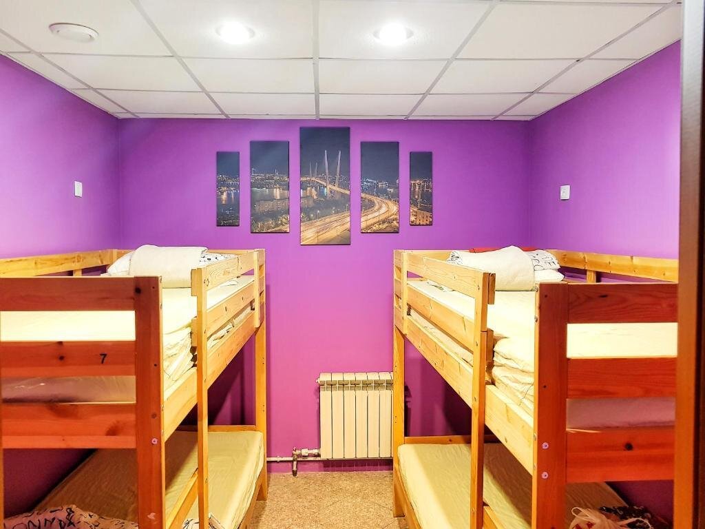 Lit en dortoir (dortoir masculin) Hostel Glubina