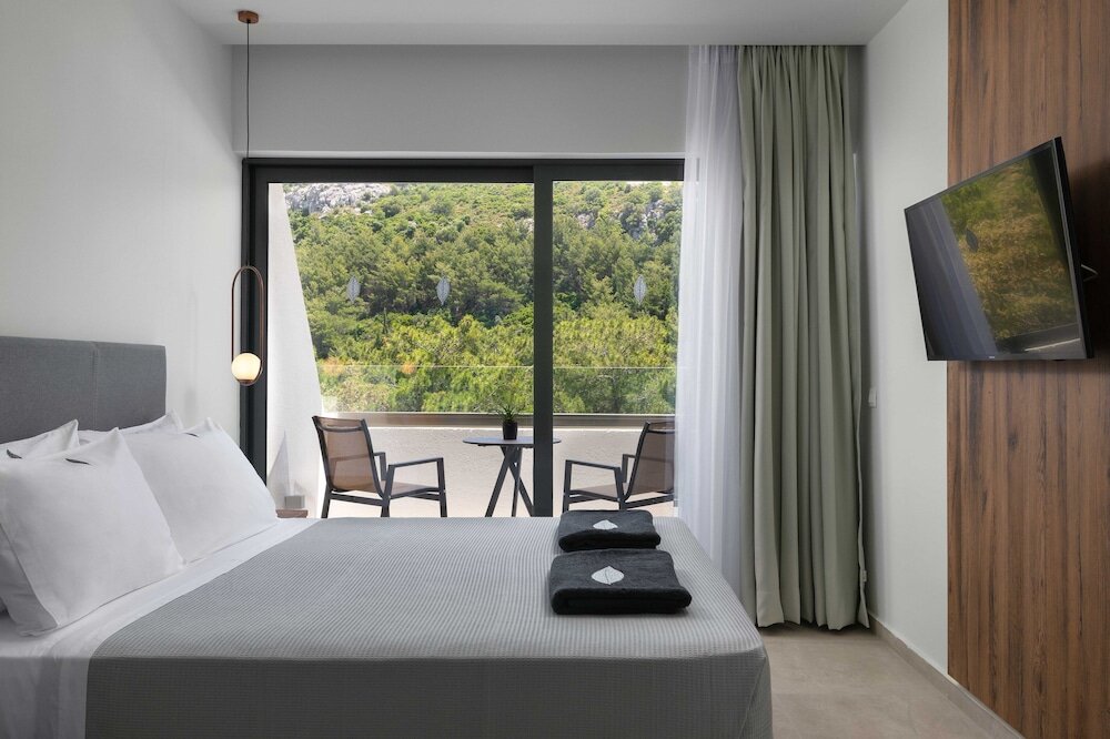 Deluxe Double room with mountain view Atalanti Boutique Hotel