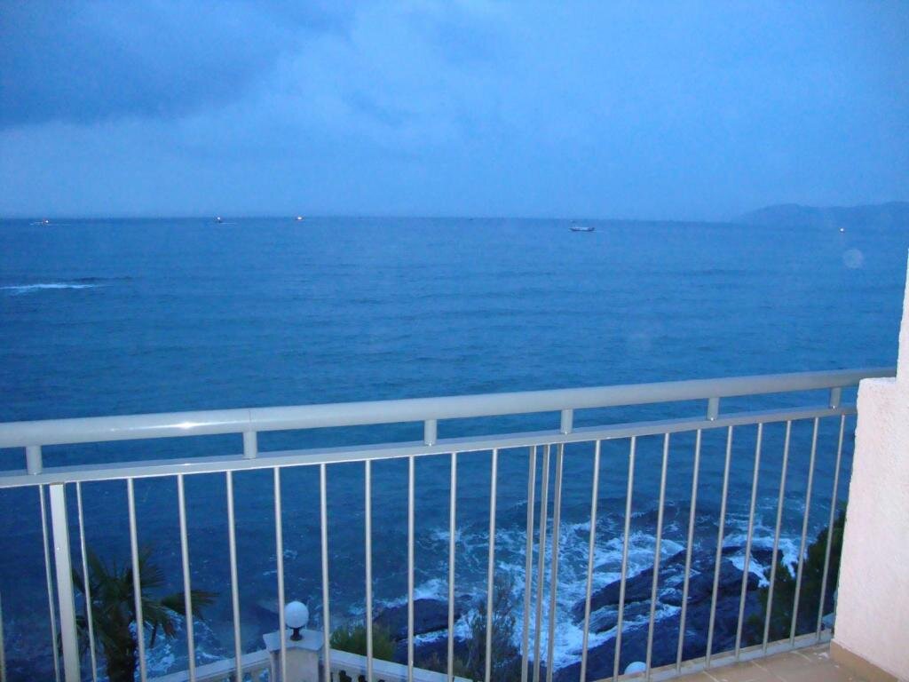 Двухместный номер Standard с балконом и с видом на море Hotel Grifeu