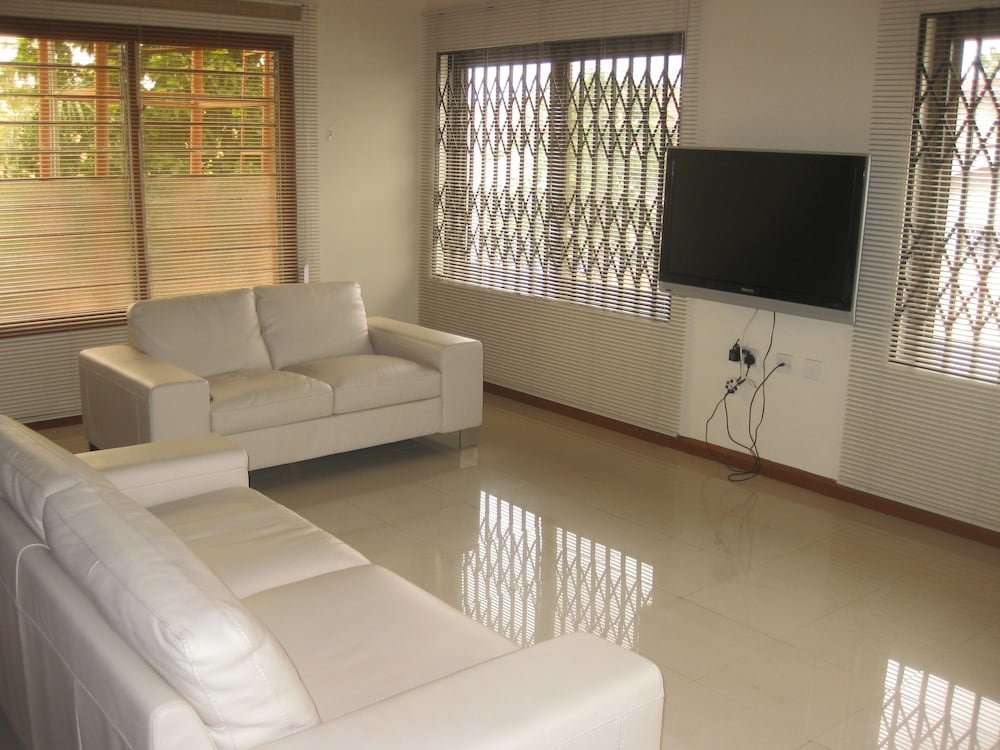 Habitación Confort GHouse Accra