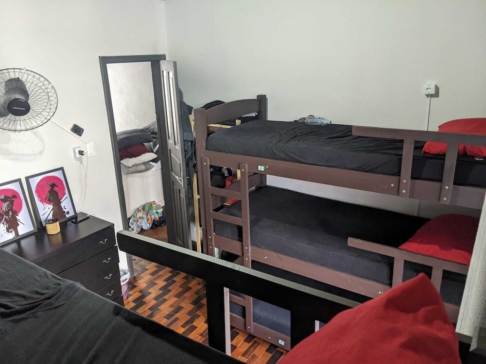 Кровать в общем номере Youkoso Hostel