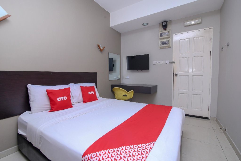 Deluxe Double room OYO 89959 Nice Stay Three Six Five Services