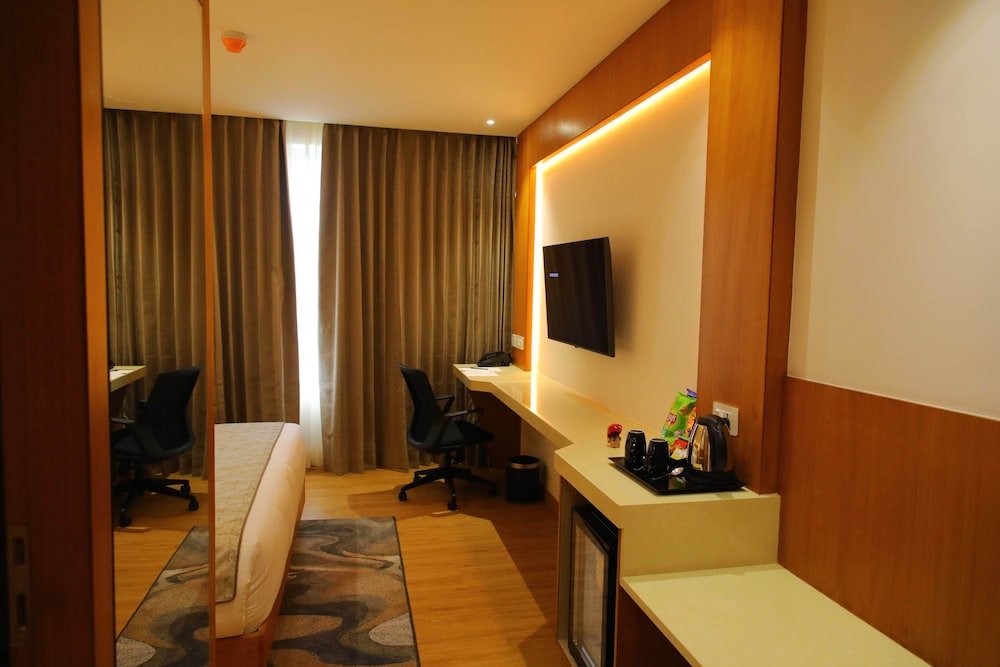 Suite Clarion Hotel Bangalore