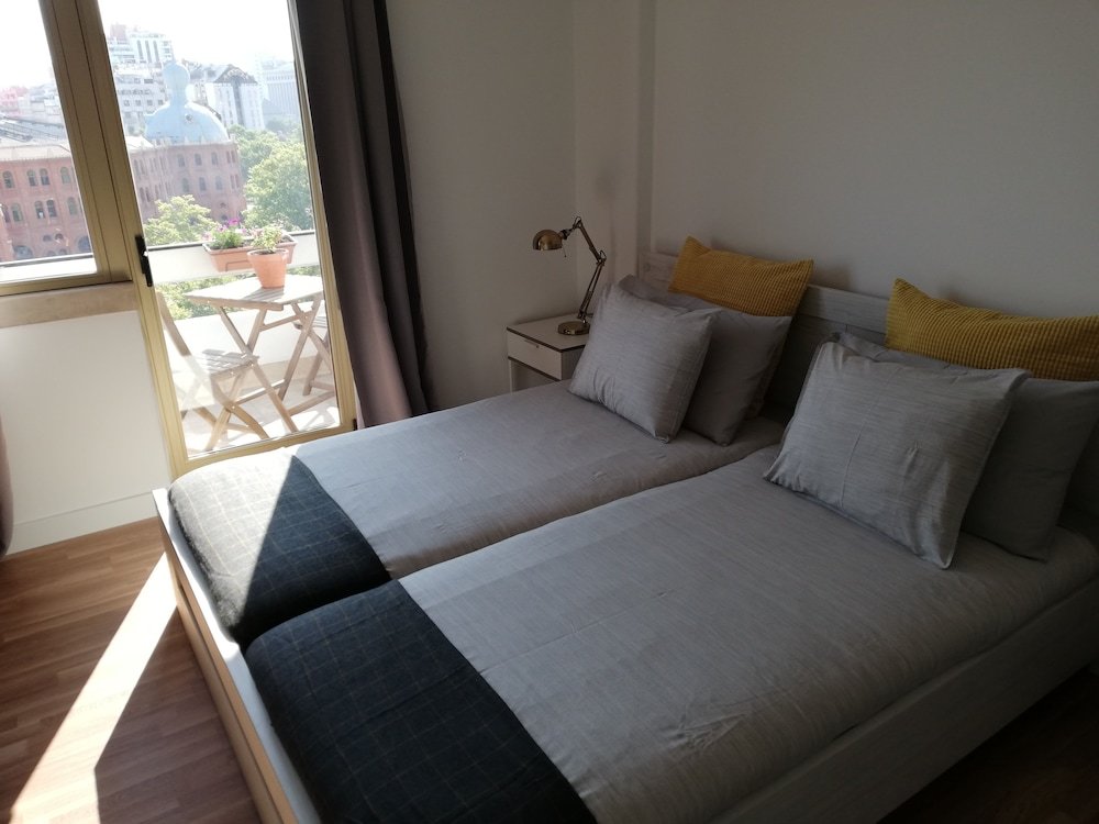Camera doppia Standard con balcone Republica83-Campo Pequeno Home
