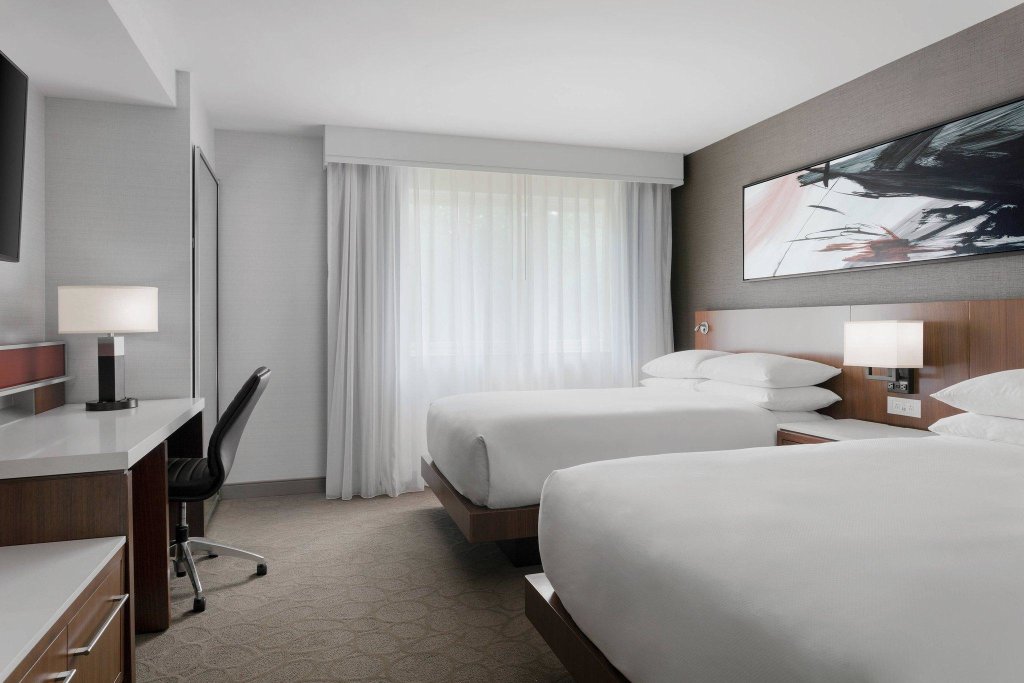 Двухместный люкс c 1 комнатой Delta Hotels by Marriott Burlington