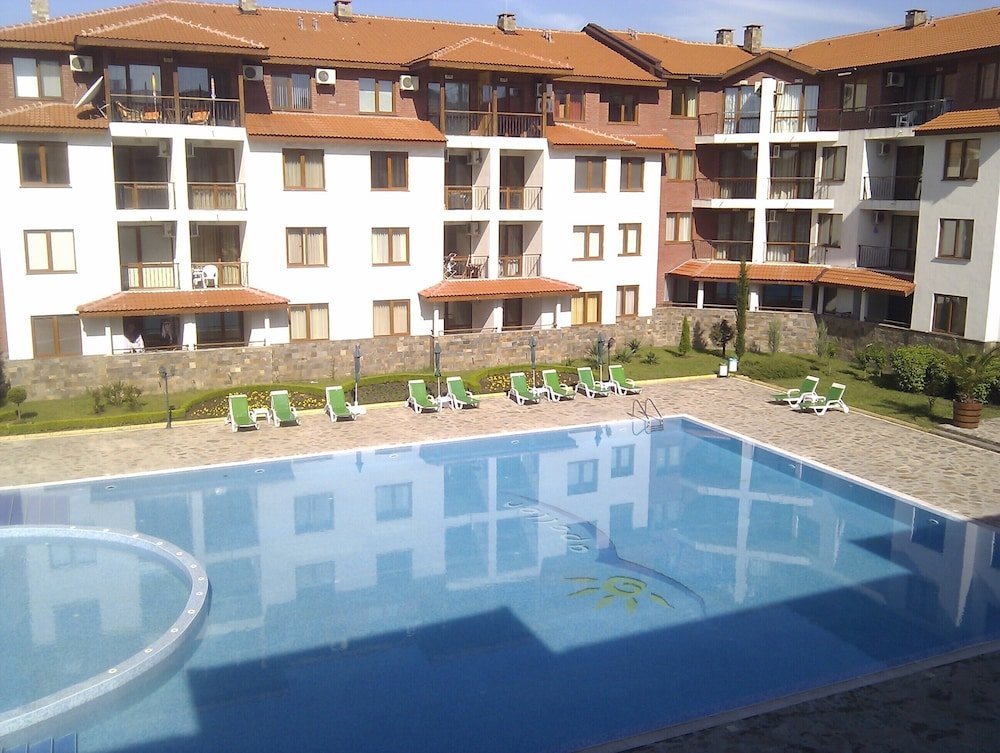 Apartment Stunning Apartment With Pool in Ravda, Bulgaria