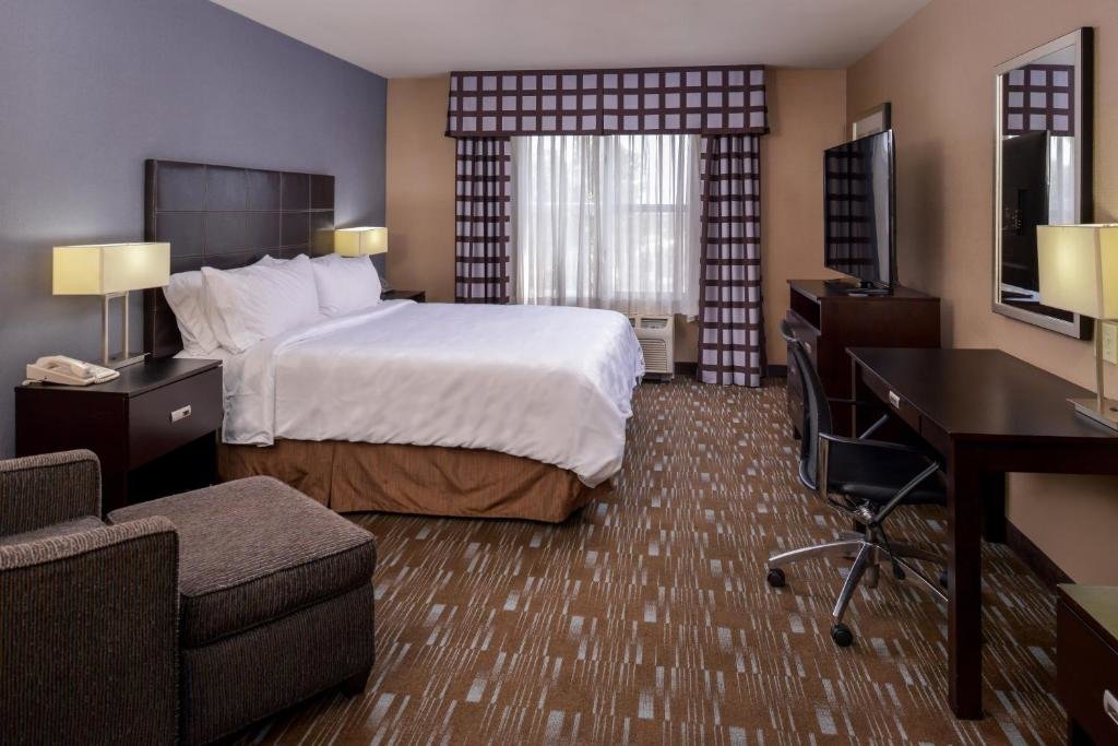 Suite individual Holiday Inn Ontario Airport