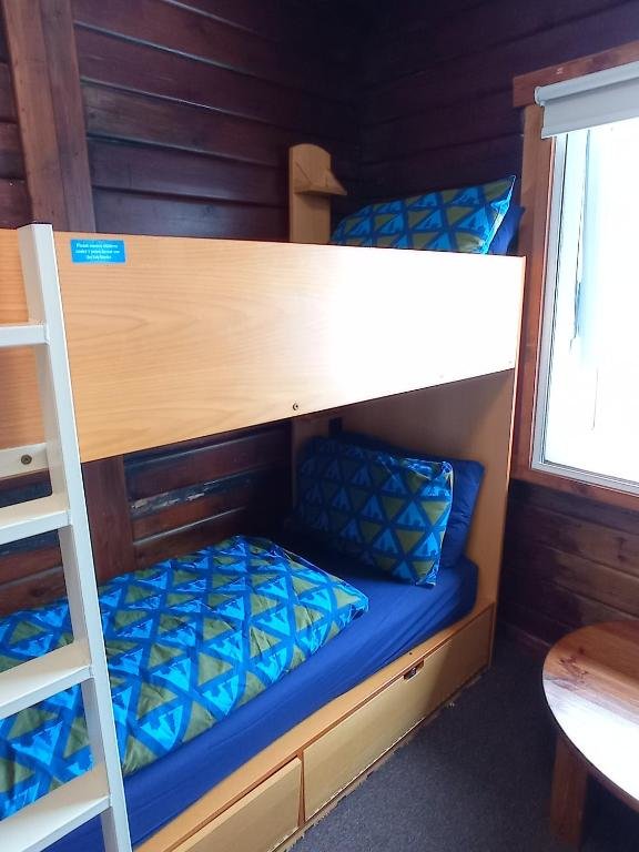 Кровать в общем номере Glencoe Youth Hostel