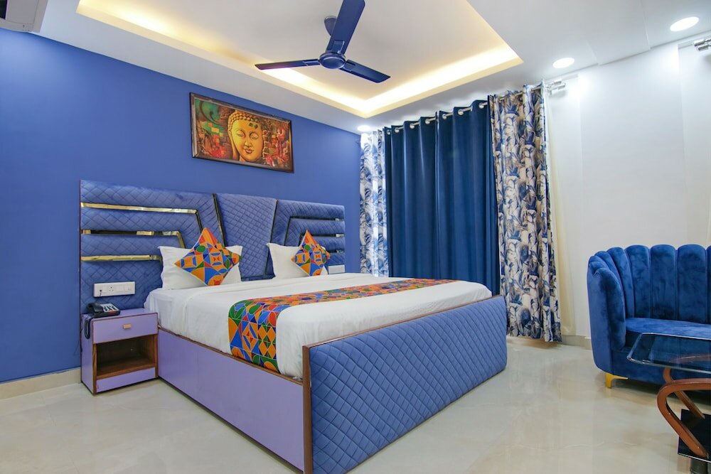 Premium room Fabhotel Satyam International