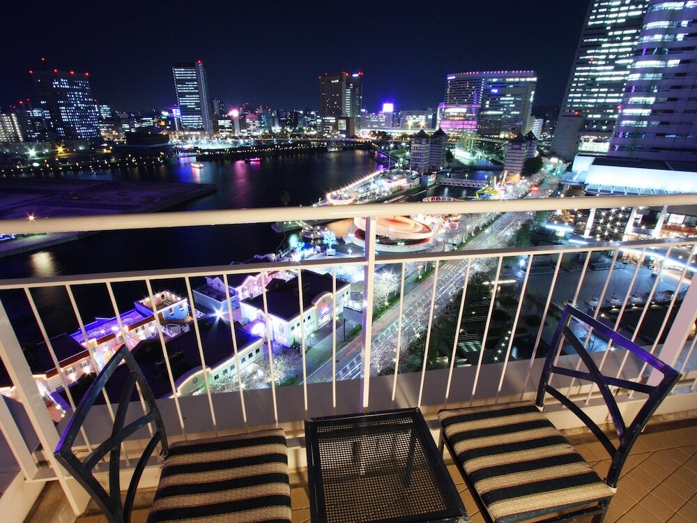 Habitación doble Estándar con balcón y con vista al parque The Yokohama Bay Hotel Tokyu