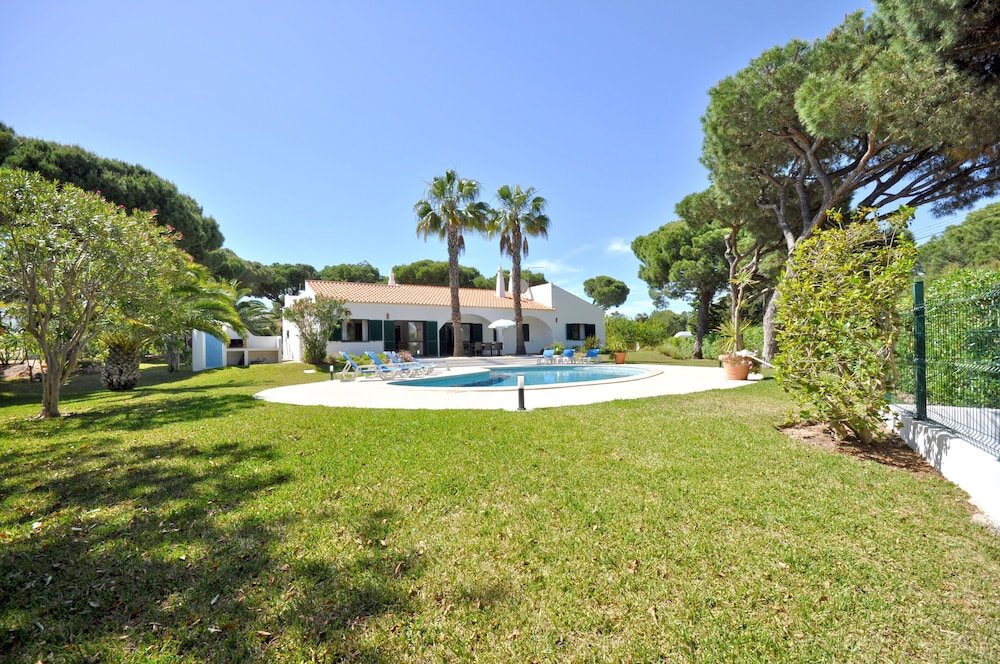 Villa 4 camere Close to amenities, free air conditioning and wi-fi