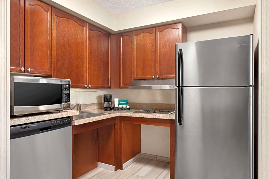 Четырёхместный номер Standard с 2 комнатами Homewood Suites by Hilton Wilmington-Brandywine Valley