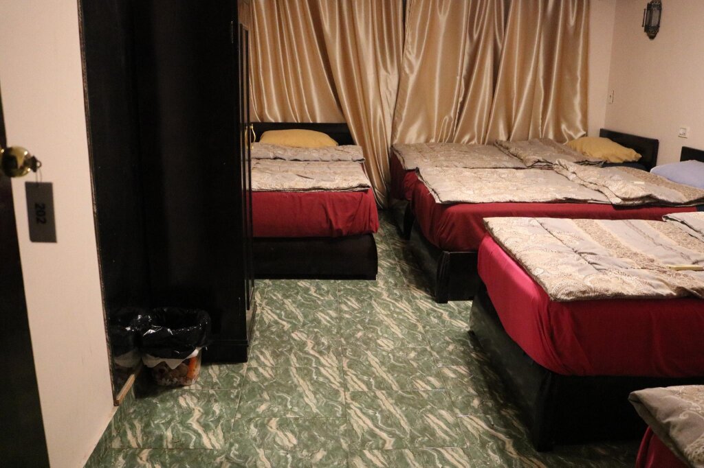 Кровать в общем номере Wake Up! Cairo Hostel