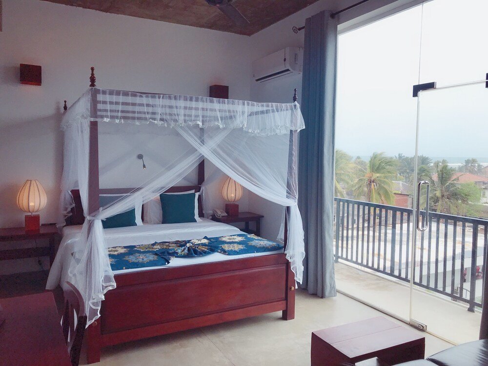 Camera doppia Deluxe con balcone e vista litorale Coza Ceylon