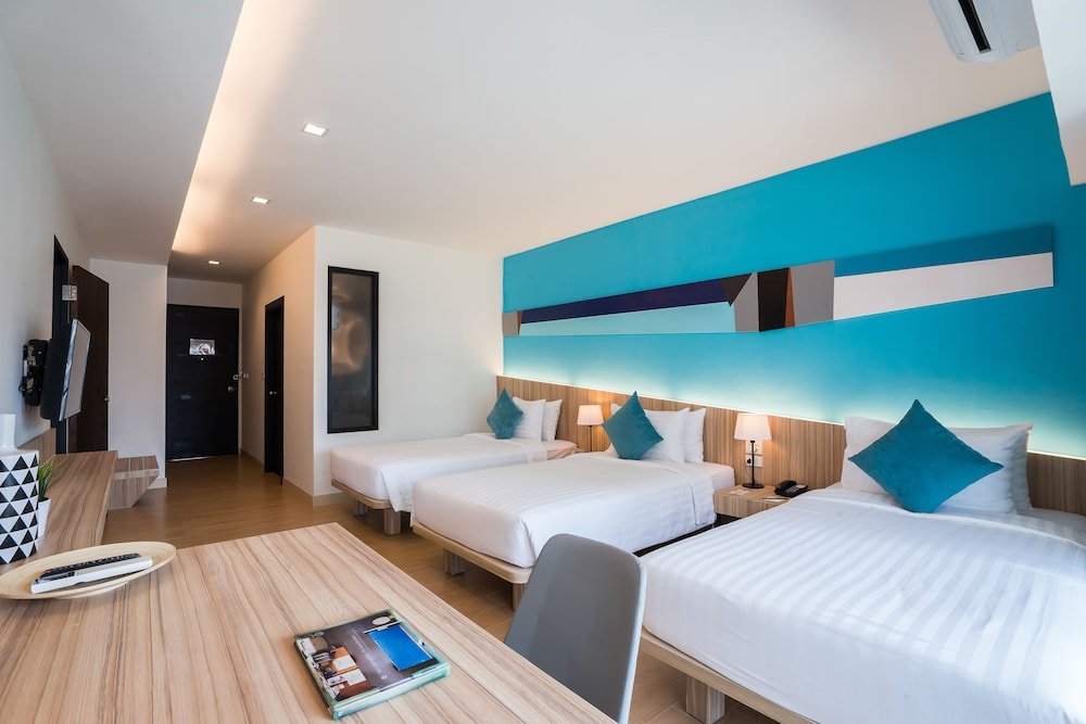 Семейный номер Deluxe с 2 комнатами с балконом J Inspired Hotel Pattaya - SHA Extra Plus