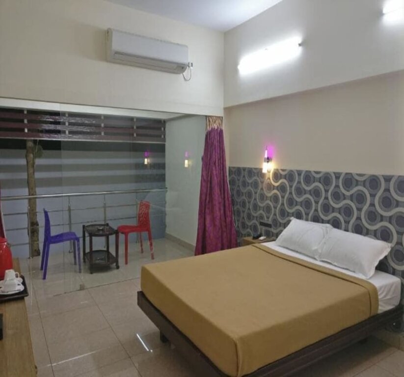 Standard Double room Thamarai Resort