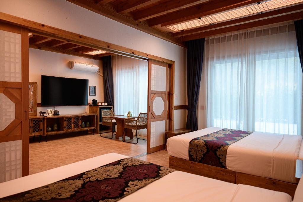 Supérieure quadruple chambre Jeonju Wangyijimil Hanok Hotel