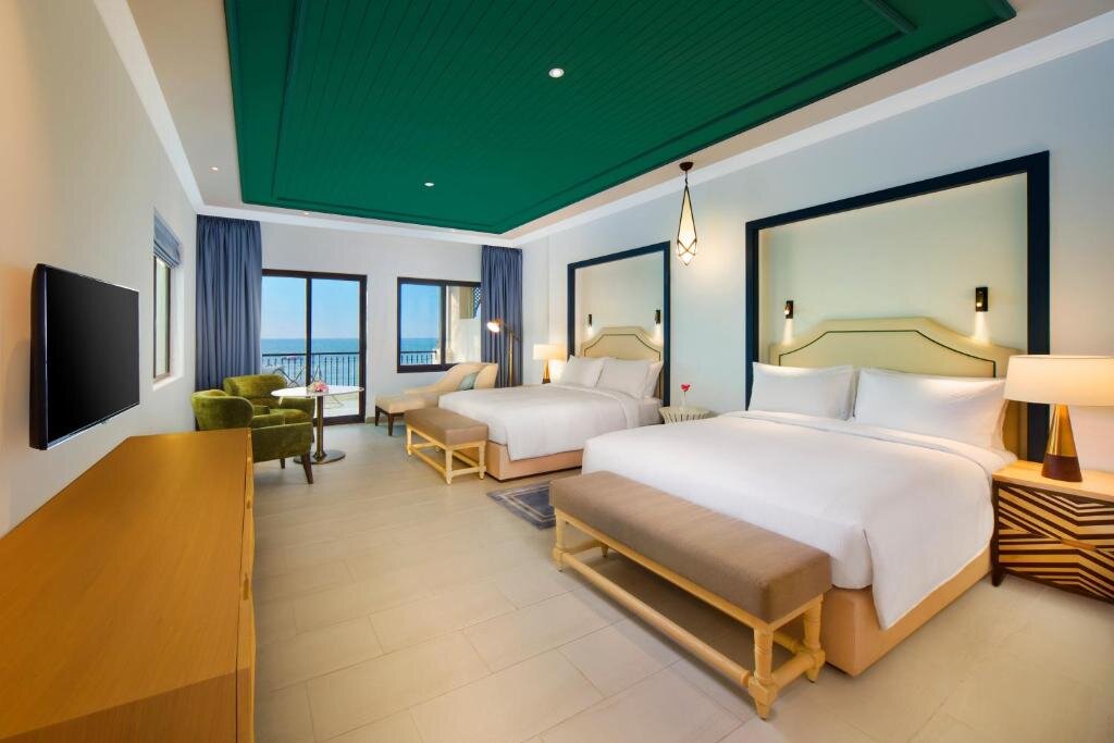 Семейная вилла seafront Hilton Ras Al Khaimah Beach Resort
