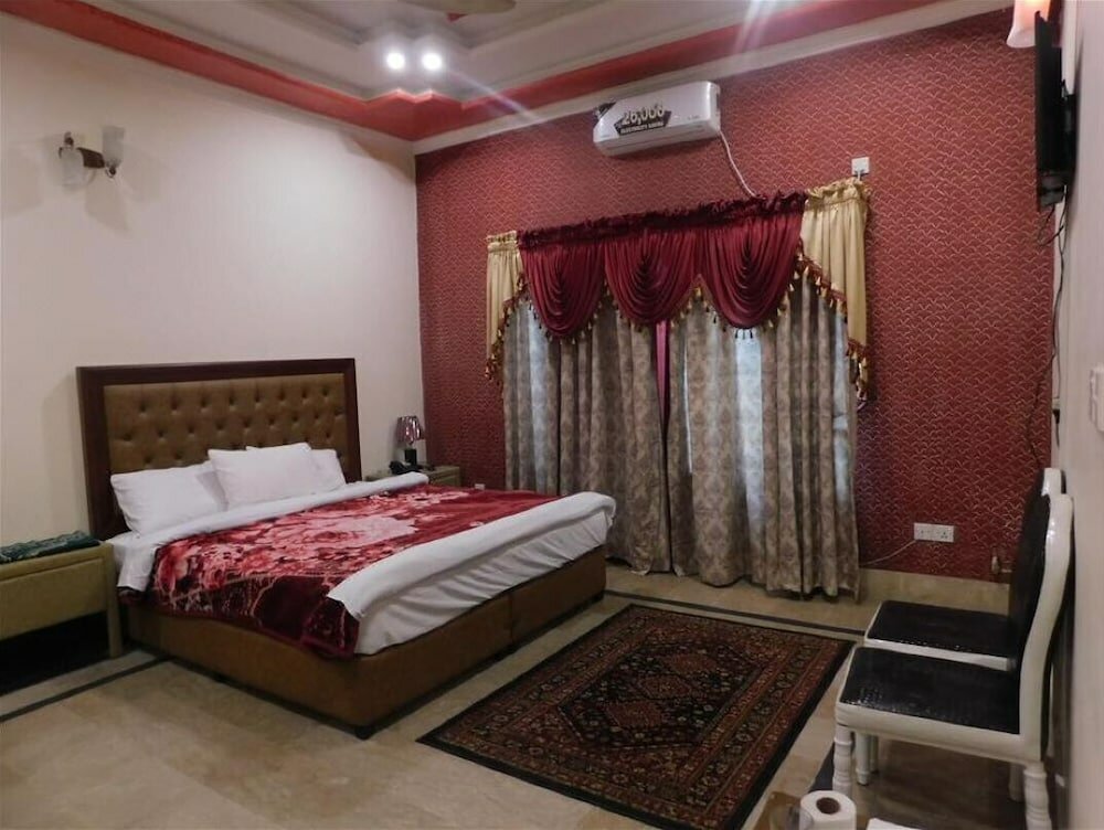 Standard room Royal Emirates Residence