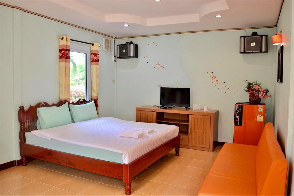 Standard Triple room with balcony Rachiga Hotel Grand Resort