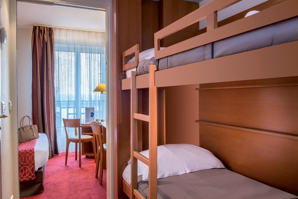 Четырёхместный номер Comfort Hotel Vacances Bleues Villa Modigliani