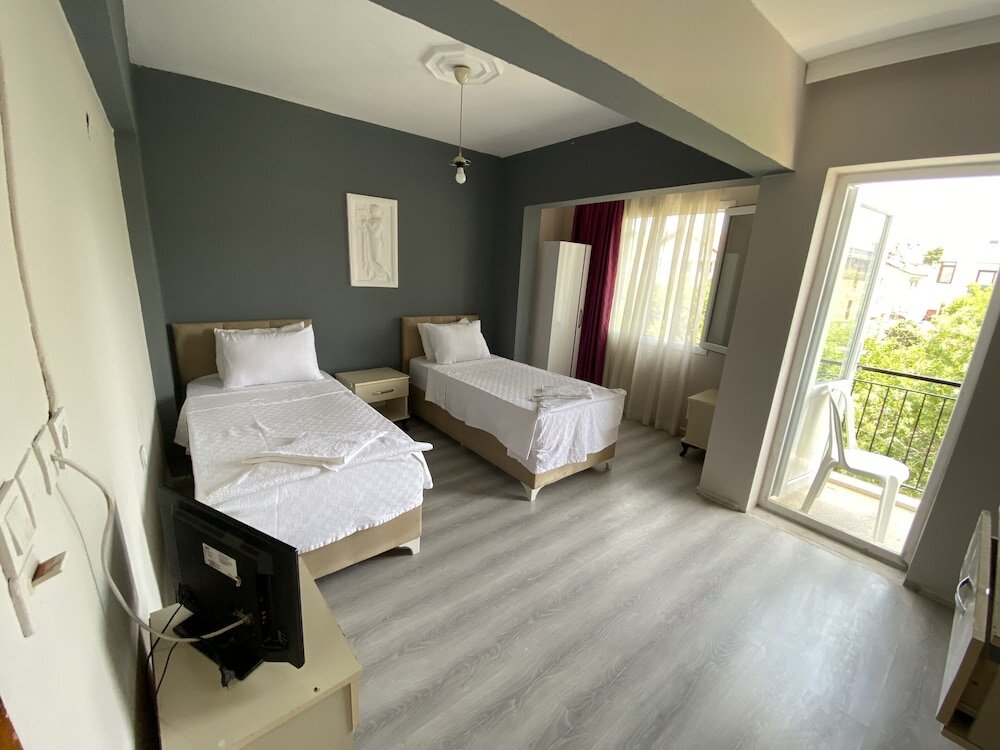 Classic room Karya Hotel