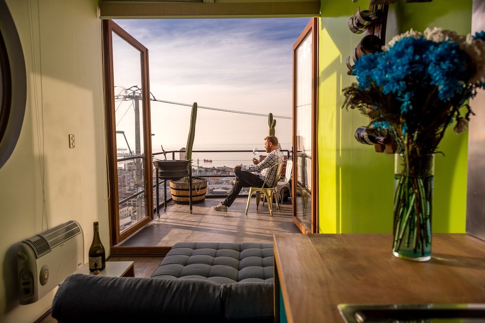 Grandiose suite Hotel Winebox Valparaiso