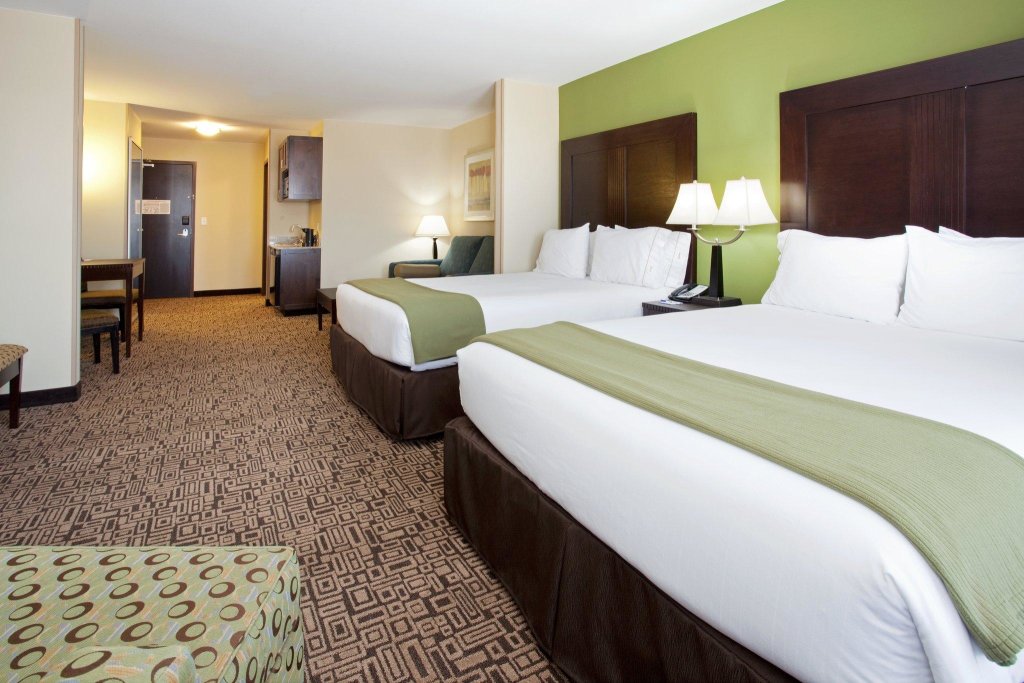 Vierer Suite Holiday Inn Express Richfield, an IHG Hotel