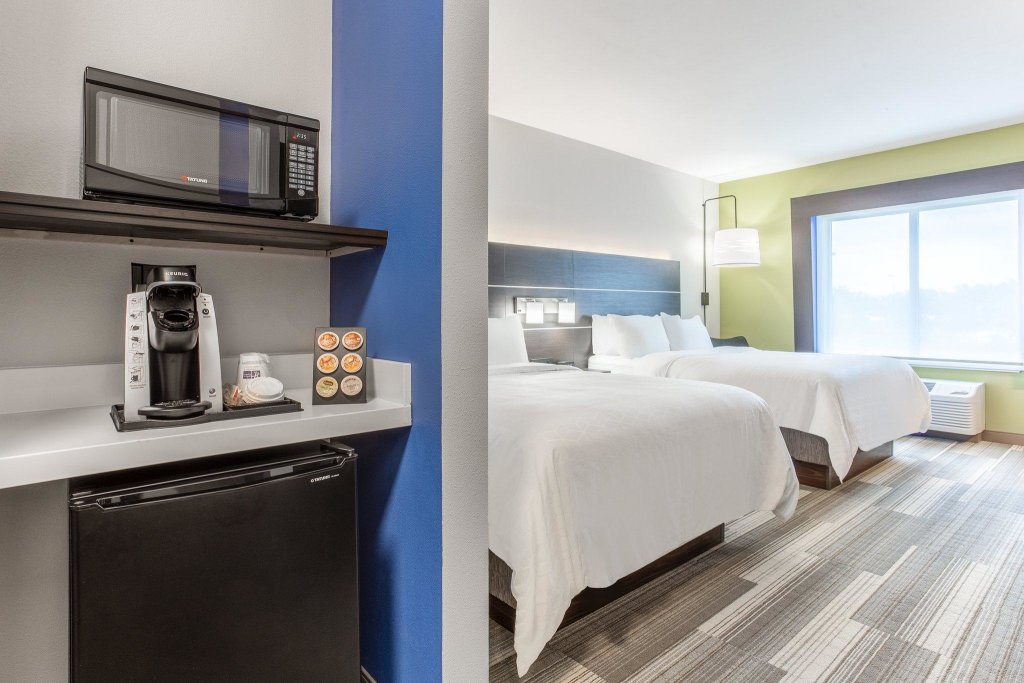 Двухместный номер Standard Holiday Inn Express & Suites - Ottawa, an IHG Hotel