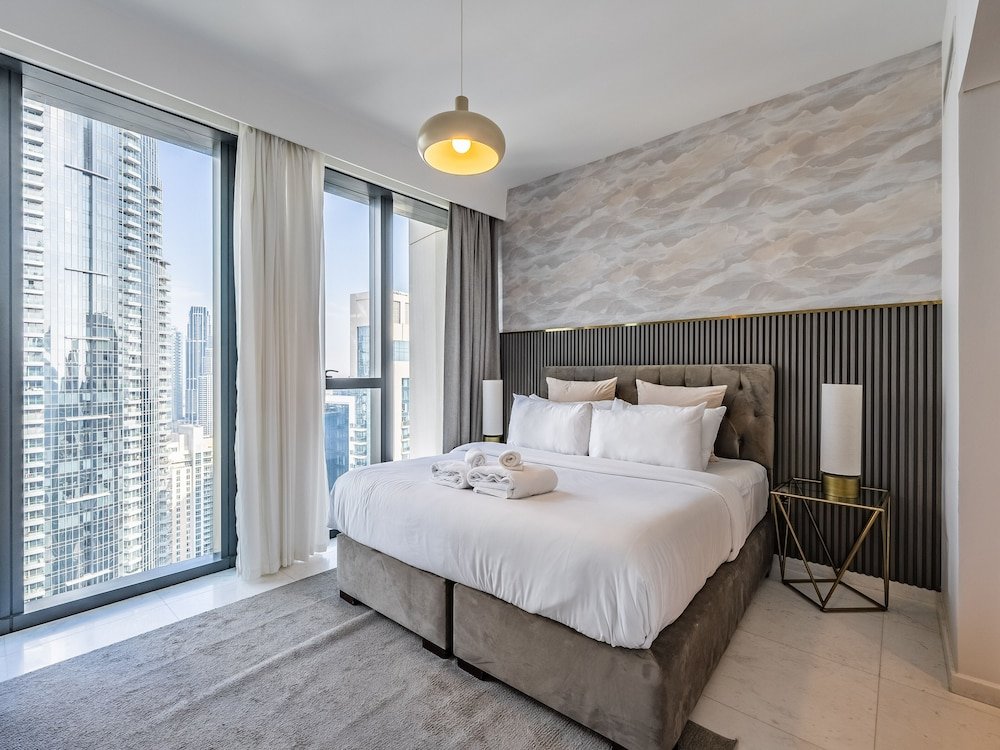 Deluxe Apartment Spacious Apt With Burj Khalifa Views