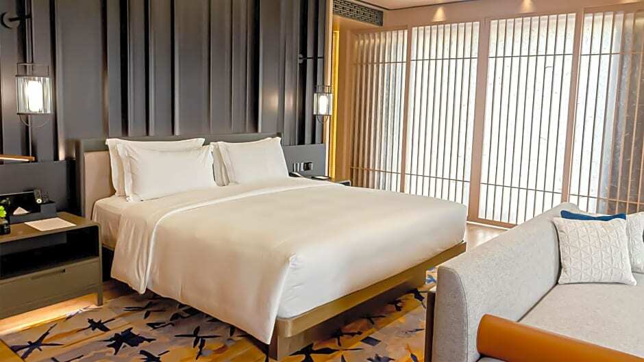 Люкс Superior Hotel Okura Manila - Staycation Approved