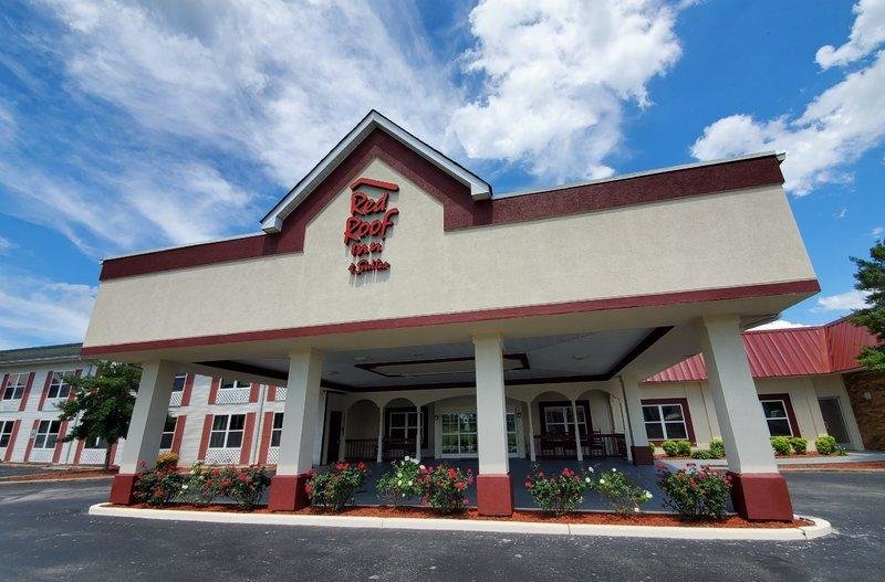 Номер Deluxe Red Roof Inn & Suites Manchester, TN