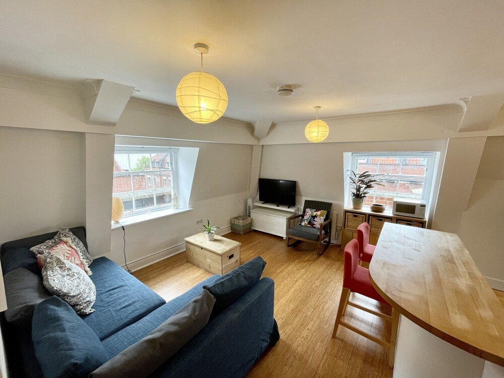 Apartment Bright 1 Double bed Apartment Near Cabot Circus