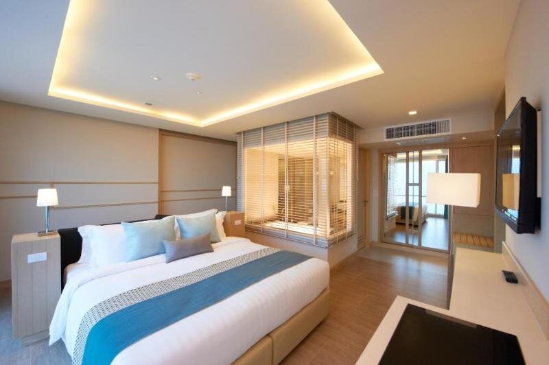 Standard Family room with balcony Pattaya Sea View Hotel - SHA Extra Plus